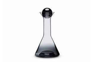 Tank Decanter Black